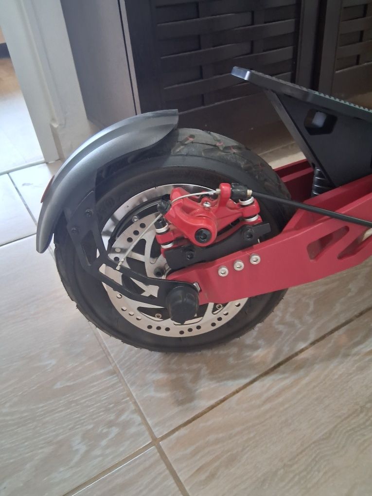 Електрическа тротинетка Motus Pro 10 sport
