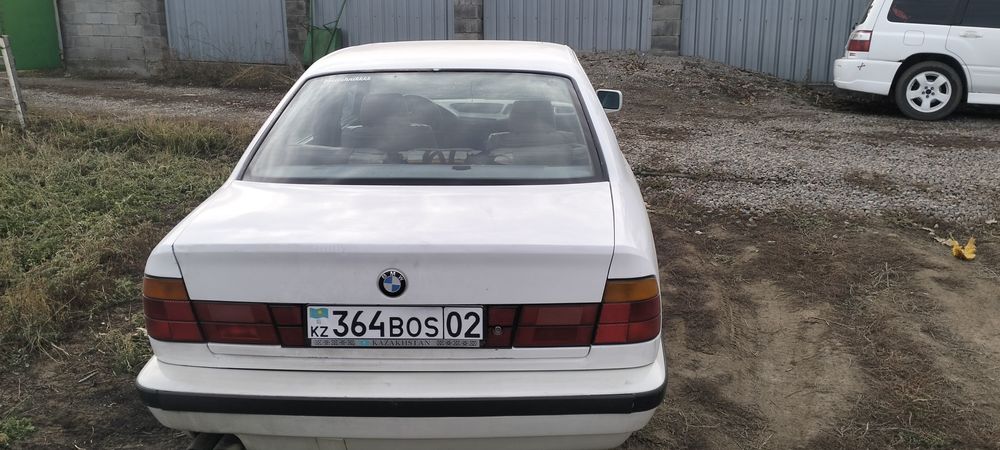 Продам BMW 520 на ходу