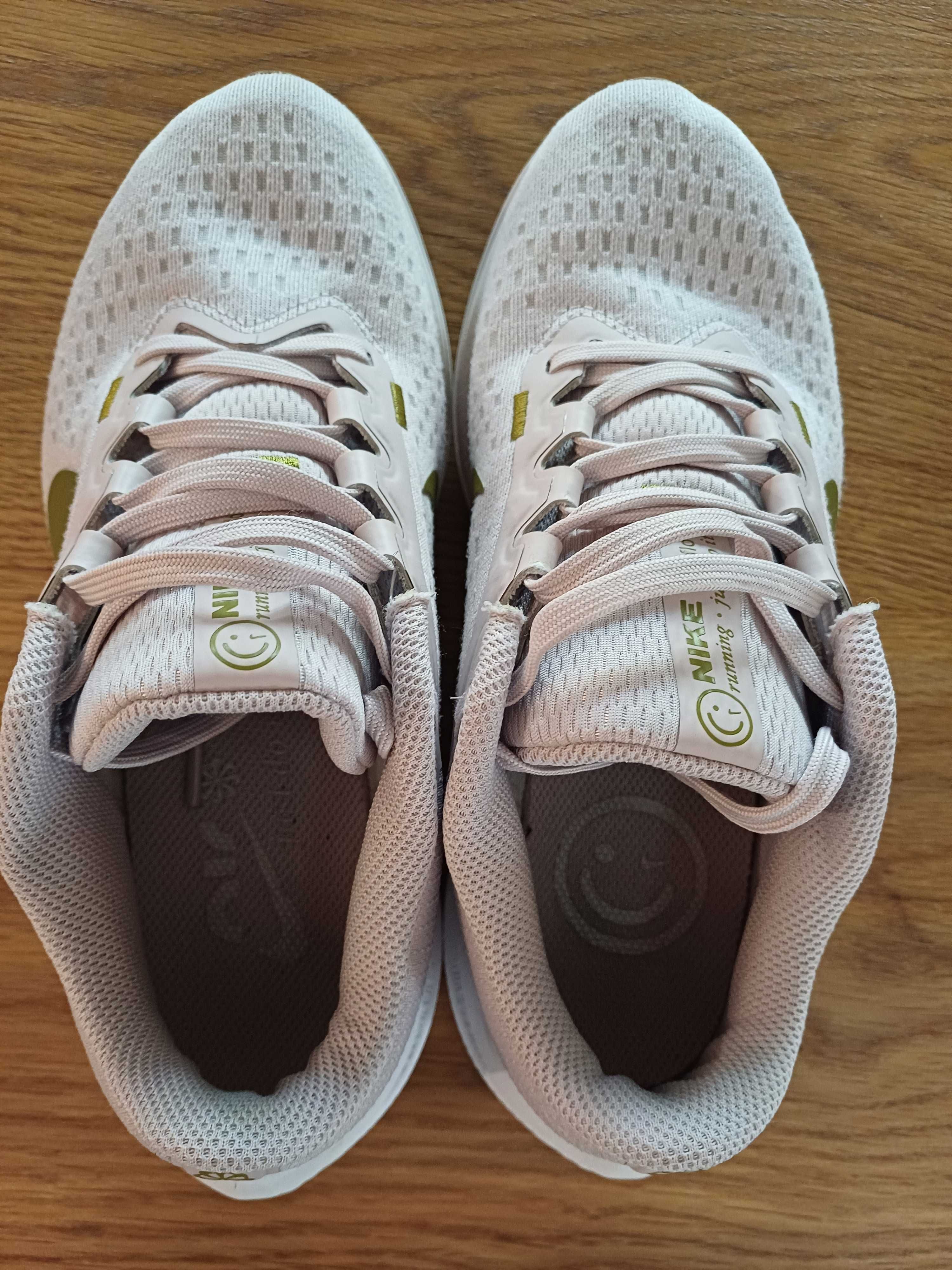 Маратонки Nike за момиче, размер 36,5