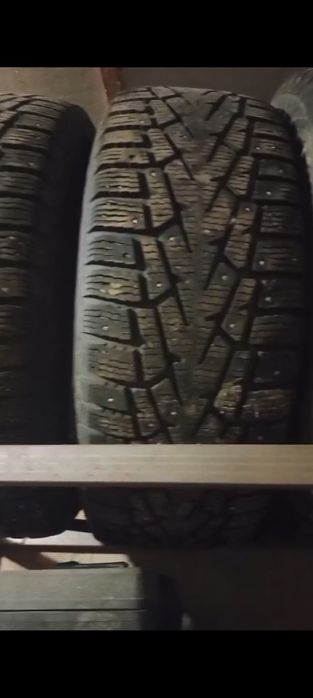 Зимние шины. 265/65 R17