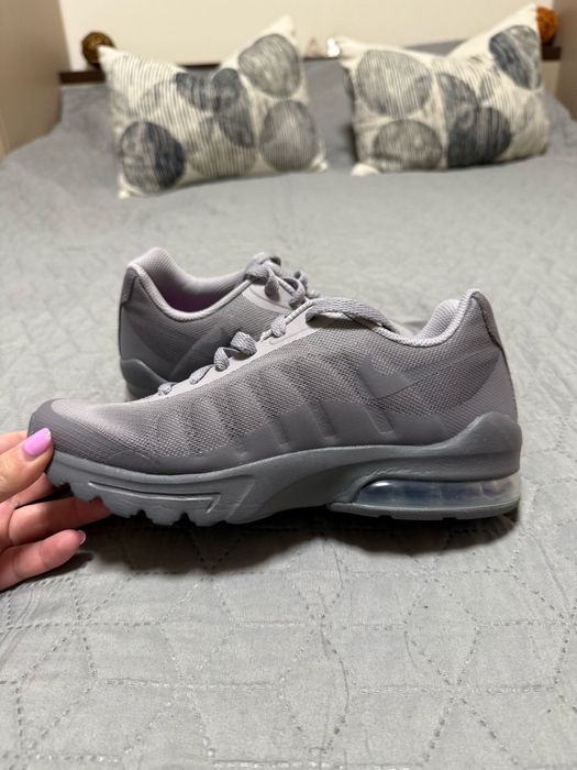 Nike Air Max Invigor Print 38,5