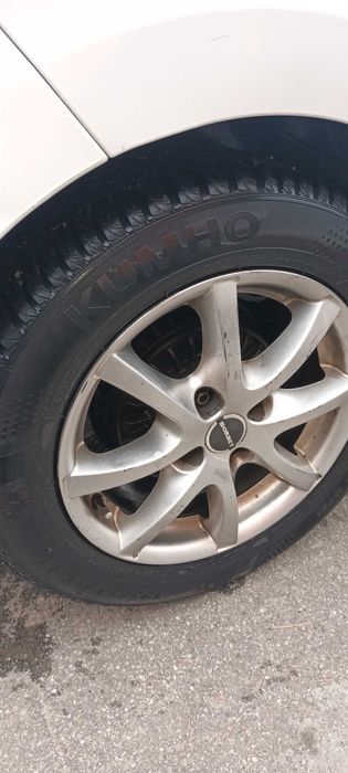 Set 4 Jante cu anvelope,  renault clio, dacia logan opel 4×100 pe R 15