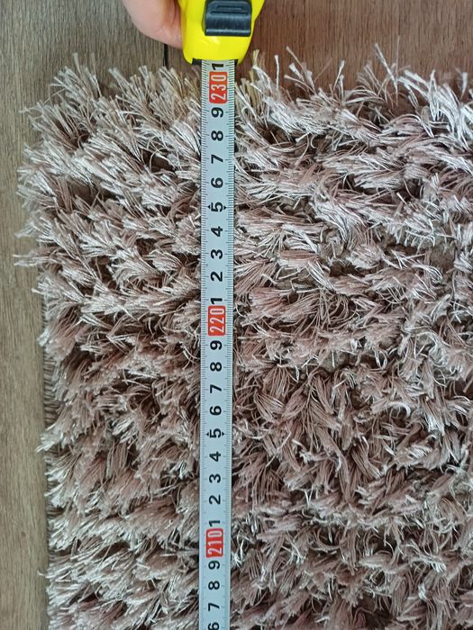 Килим в отлично състояние без забележки