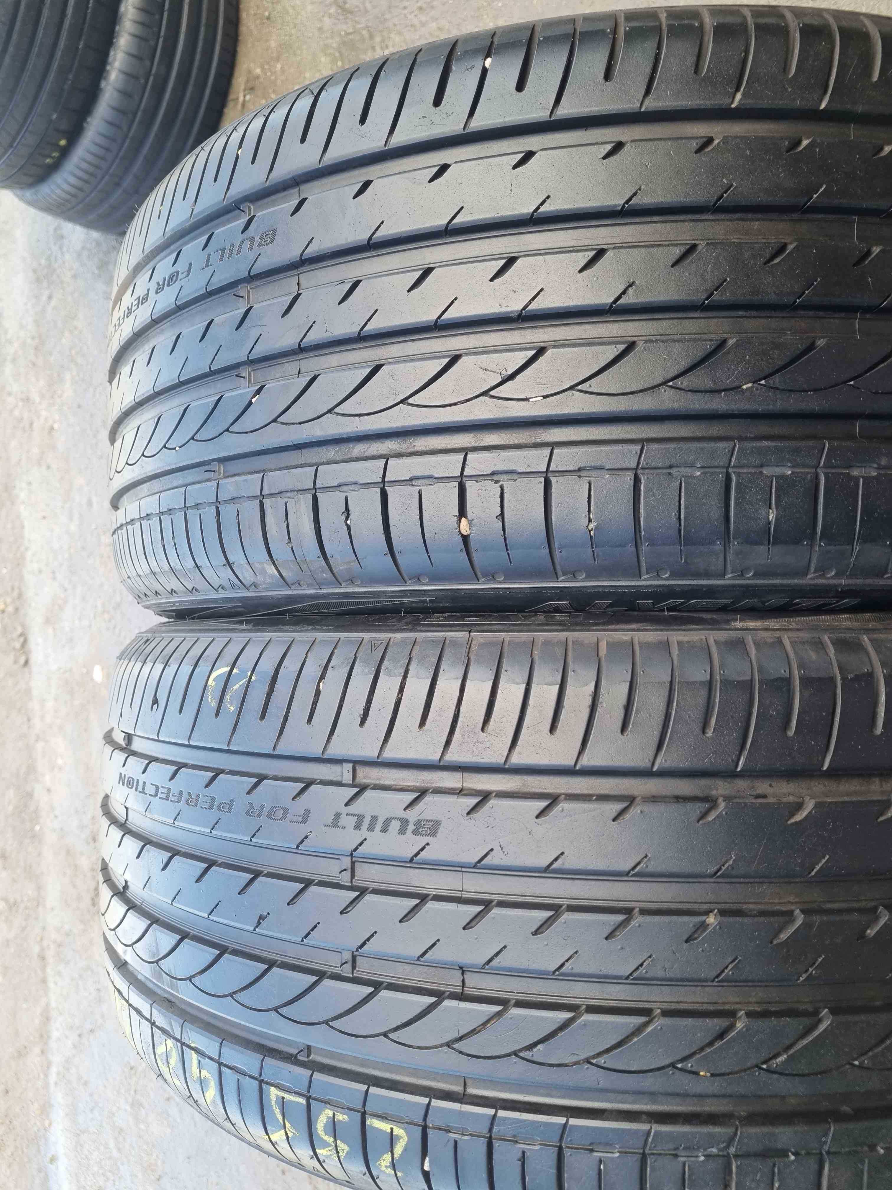 SET 2 Anvelope Vara 255/40 R21 PACE Alventi 102Y