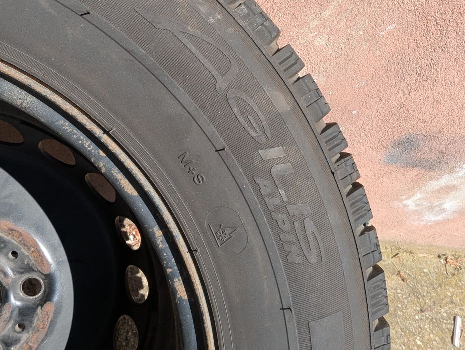 Vând jante 16" cu anvelope crafter sprinter master