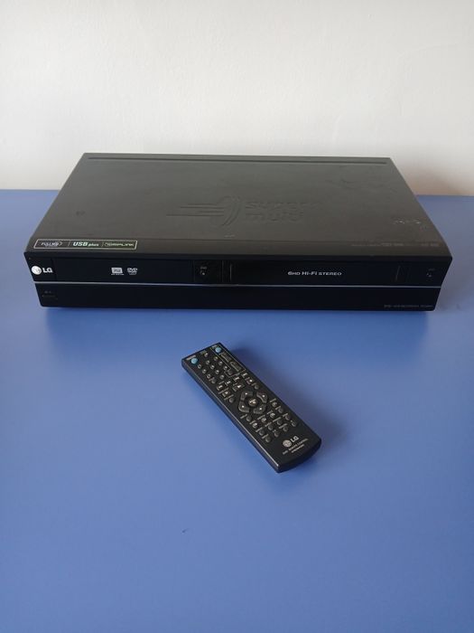 LG RC389H DVD-VIDEO VHS combo Full-Hd din HDMI