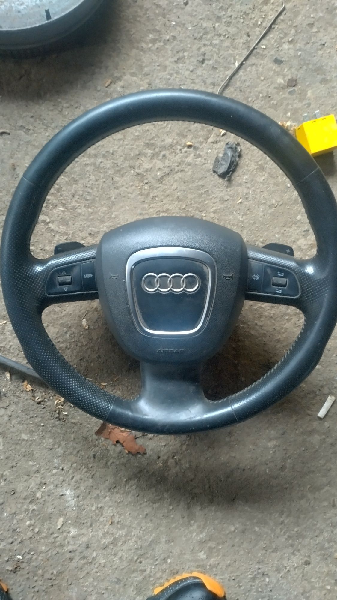 Volan audi A6 C6 cu padele complet