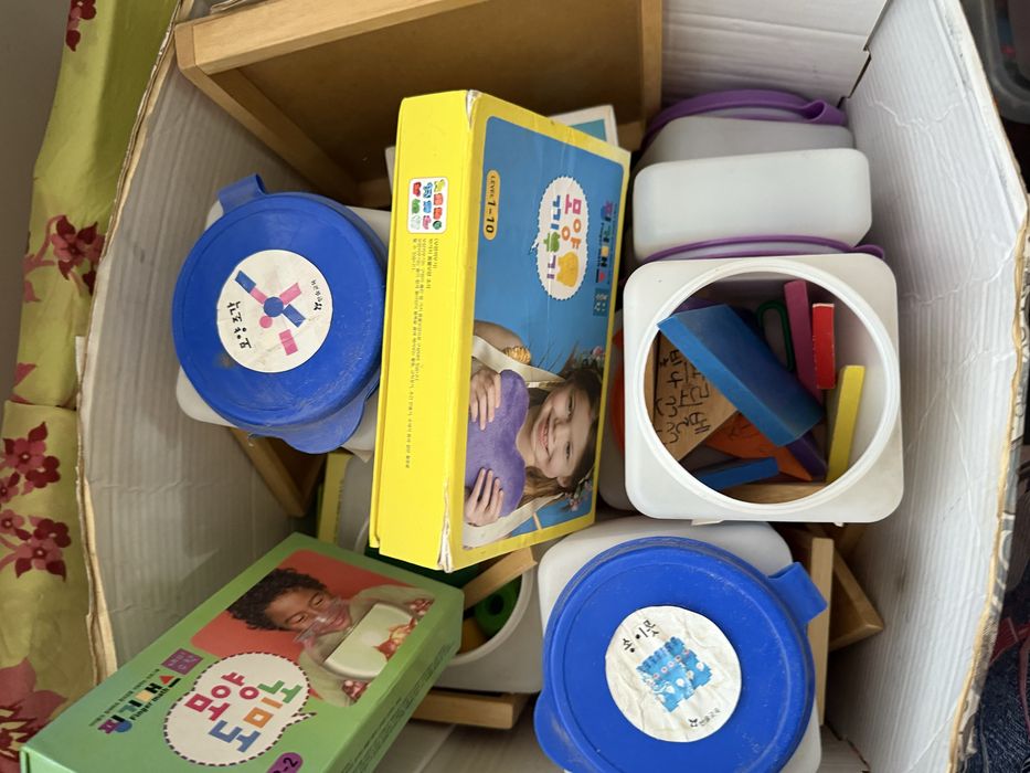 Игрушки конструктор/ монтесори фигурки из пластика дерева и картона