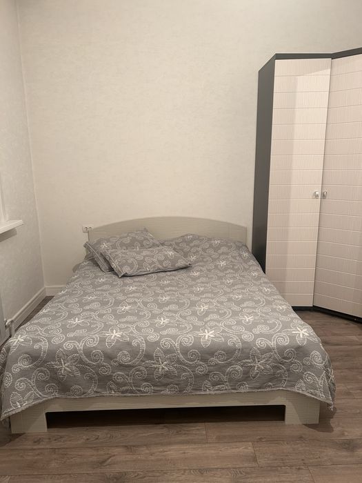 Продам спальний гарнитур Беларусь