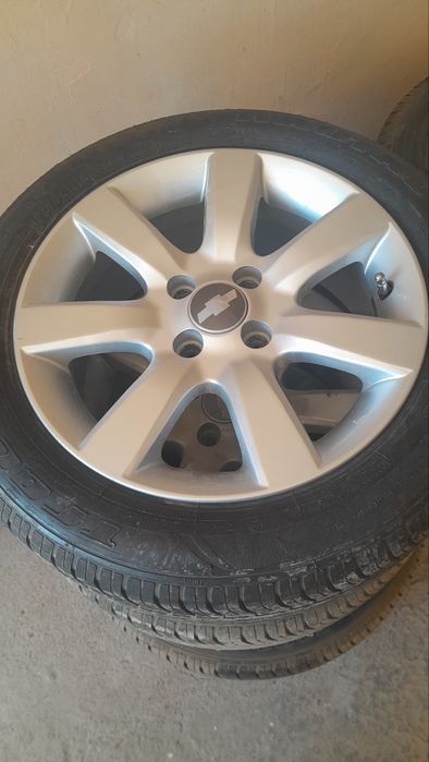 Balon diska sotiladi
195