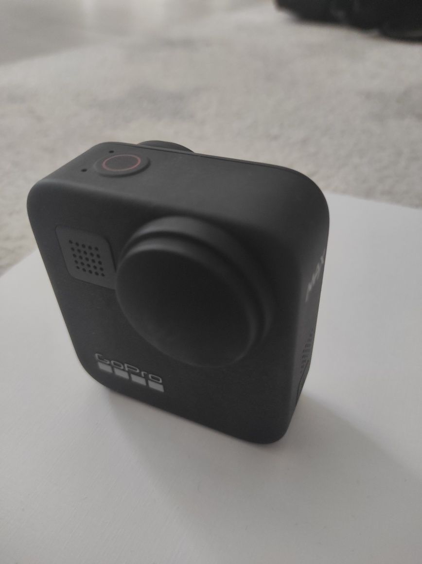 Продается экшн-камера Gopro max