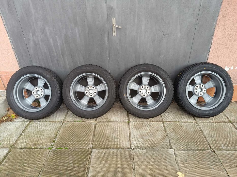 ОРИГИНАЛНИ джанти със зимни гуми 17 '' 5x114,3 Тойота / TOYOTA CH-R