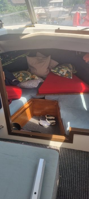 Barca Cabinata diesel Artaban 580 cu peridoc