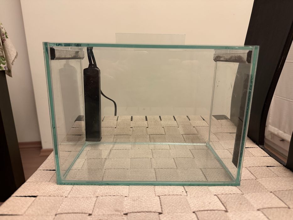 Аквариум за рибки 7л с нагревател