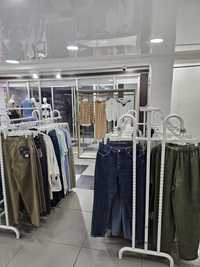 Продам действующий бизнес бутик женской одежды до 1 июня потом закрыв.