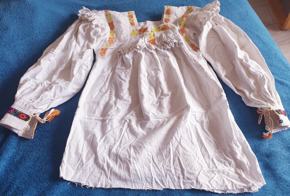 De colectie, camasa traditionala Maramures, veche 70 ani, fete XS,S