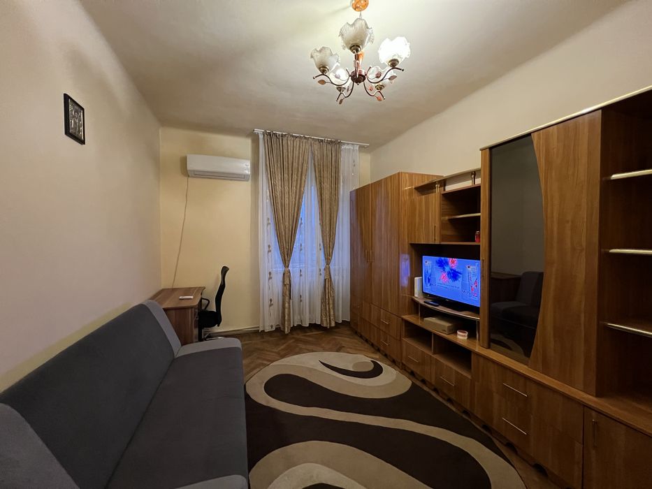 Inchiriez garsoniera