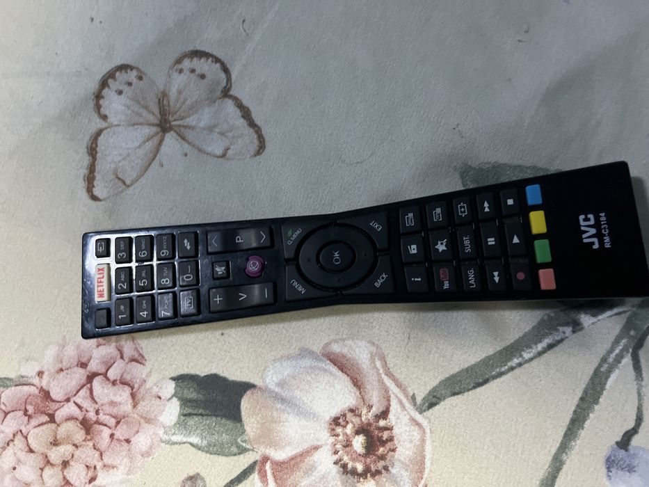 JVC TELEVISION NON-smart 32 inches