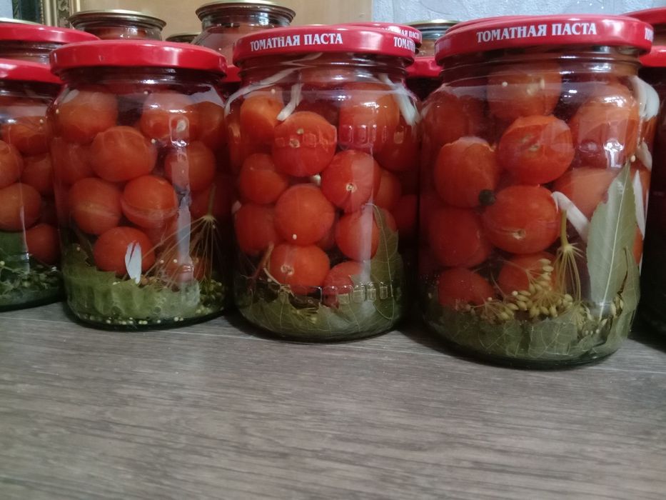 Помидоры консервированные