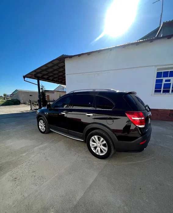 Chevrolet Captiva 4