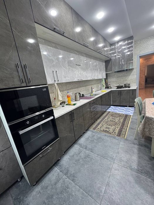 Kvartira продается 4/4/9 на ЖК Greenwich