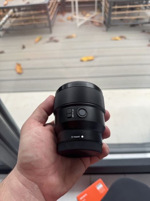 Sony 85mm F1.8 E mount, ca nou!