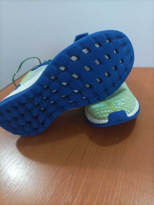 Adidași foarte buni!