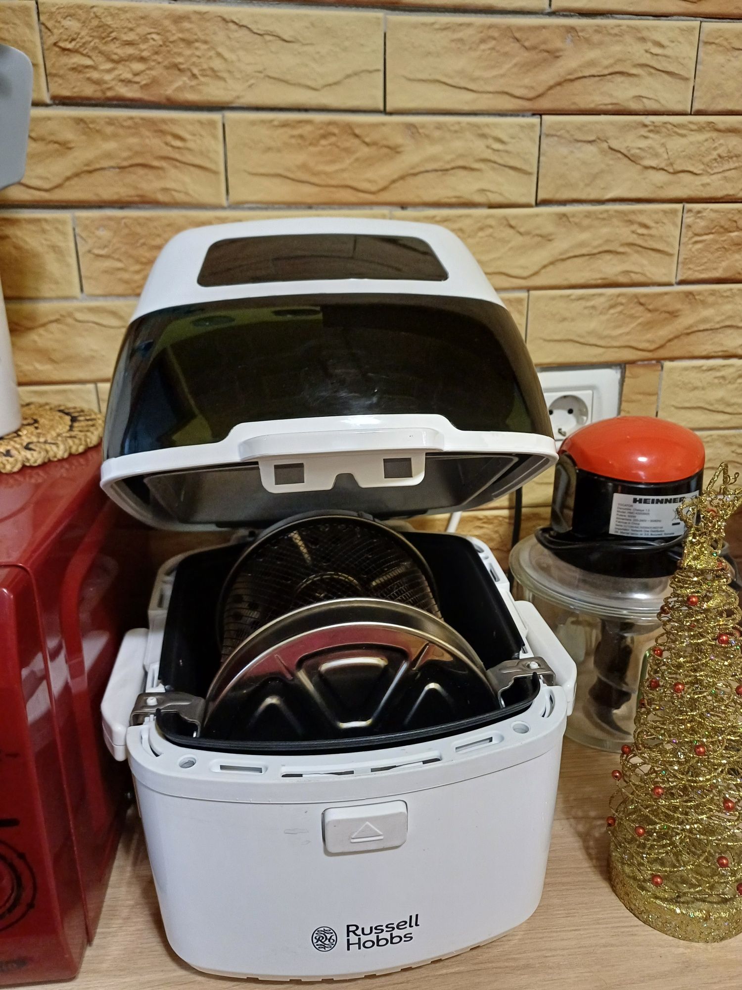 Aparat de gătit cu aer