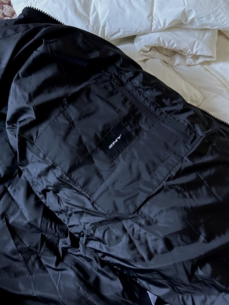Куртка от бренда ZNY (XXL)