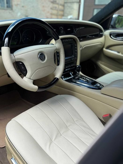 Jaguar xJ 2.7d SOVEREIGN