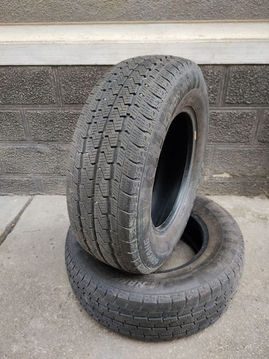 Vând 2 Cauciucuri 215/70/15 C-uri All Season DoT 2021 Import Germania