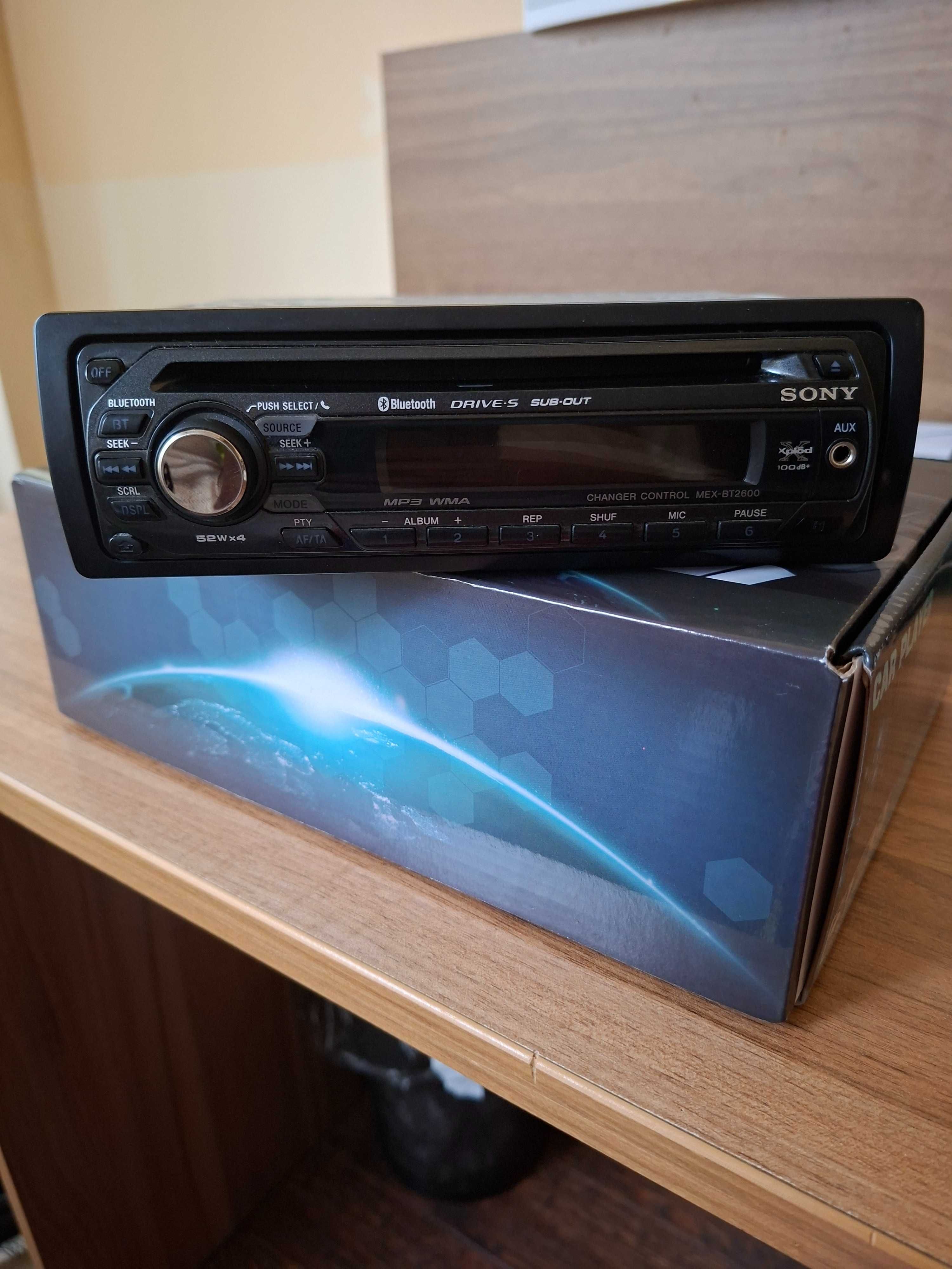 Авто радио Sony MEX-BT2600 с Bluetooth, CD и AUX – Отлично състояние
