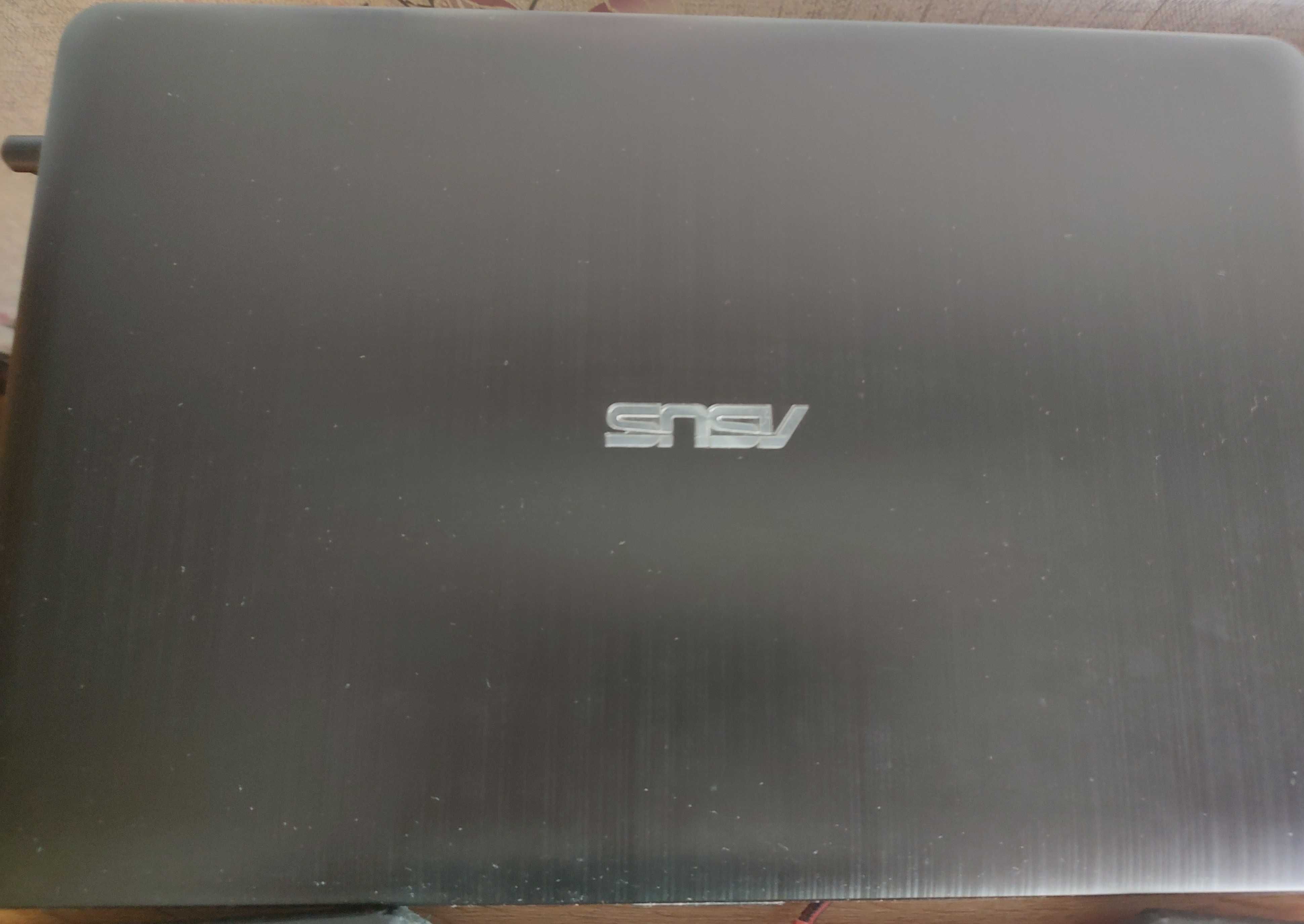 Asus VivoBook 15.6  Intel Pentium Silver RAM 500GB SSD  Windows 10 Pro