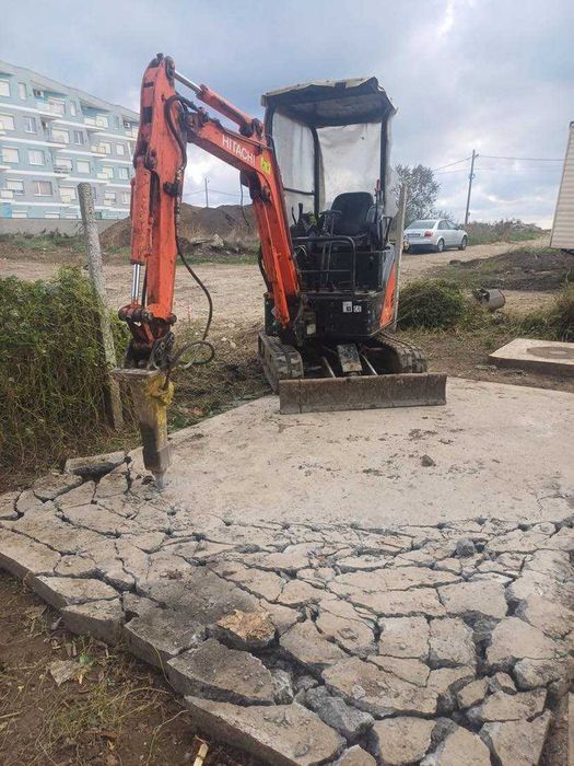 Servicii miniexcavator, sapaturi ,fundatii, santuri apa curent.