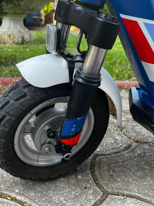 Trotineta Aprilia Tuareg 10 inch pliabila