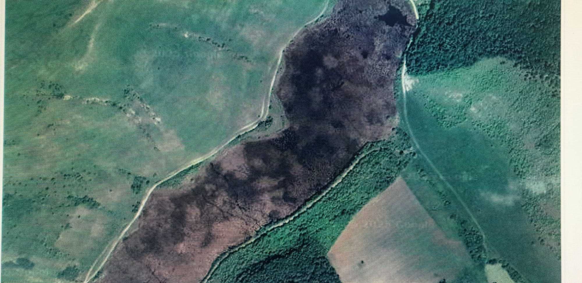 Lac neamenajat cu dig