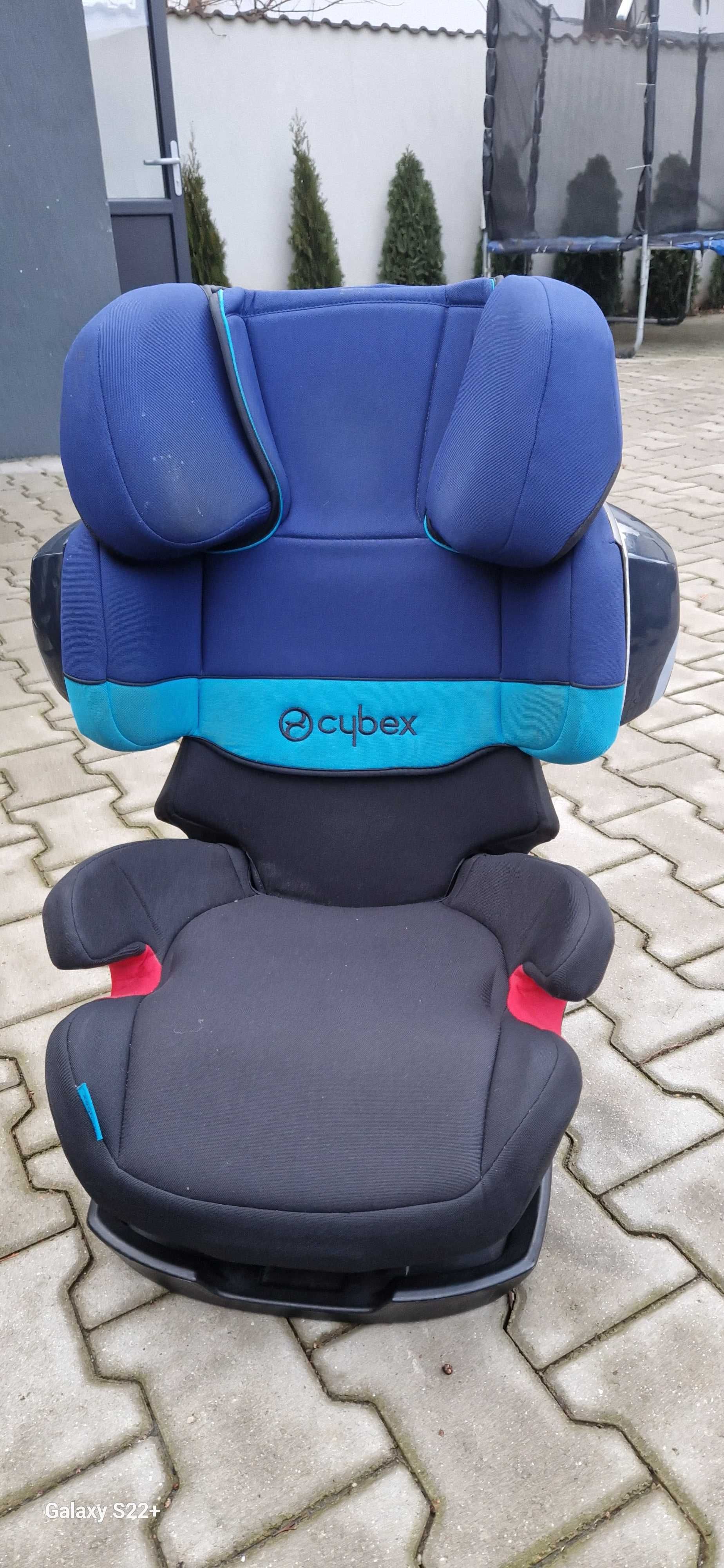 Vând un scaun auto pentru copii Cybex Pallas 2-Fix.