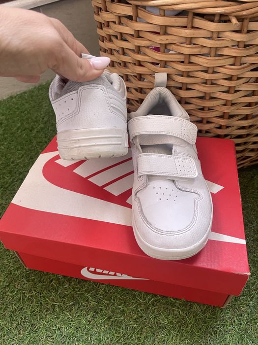 Детски ,оригинални маратонки Nike