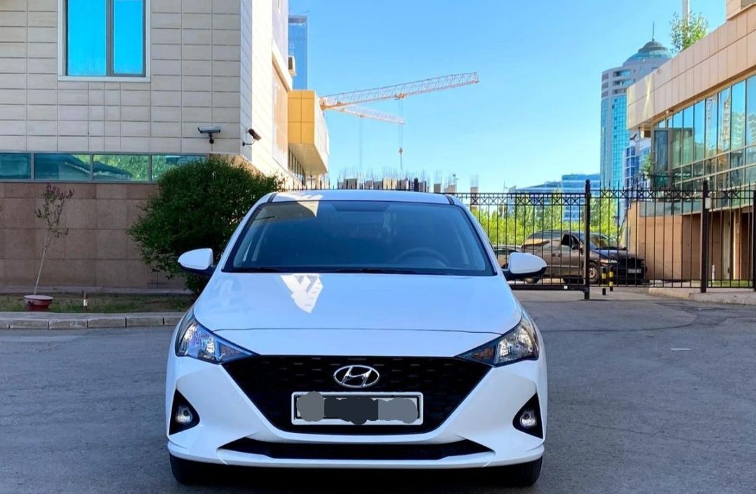 Hyundai accent 2021 г.