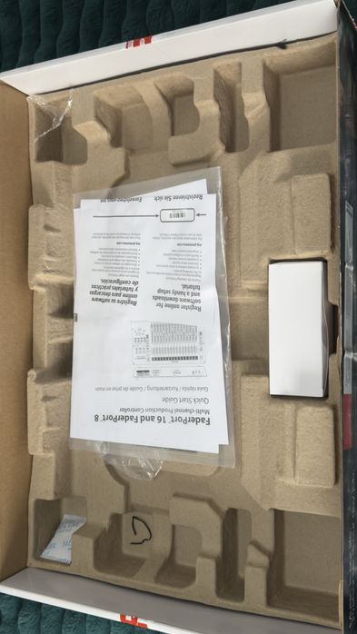 PreSonus Faderport 16 Controller DAW