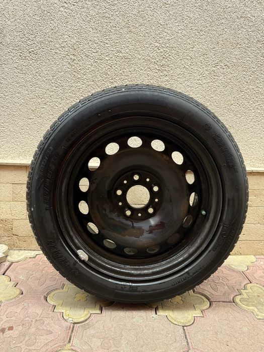 Jante tablă BMW X1 R17 cu capace + cauciucuri 225/50 R17