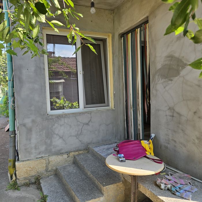 Тухлена къща в гр.Нови пазар