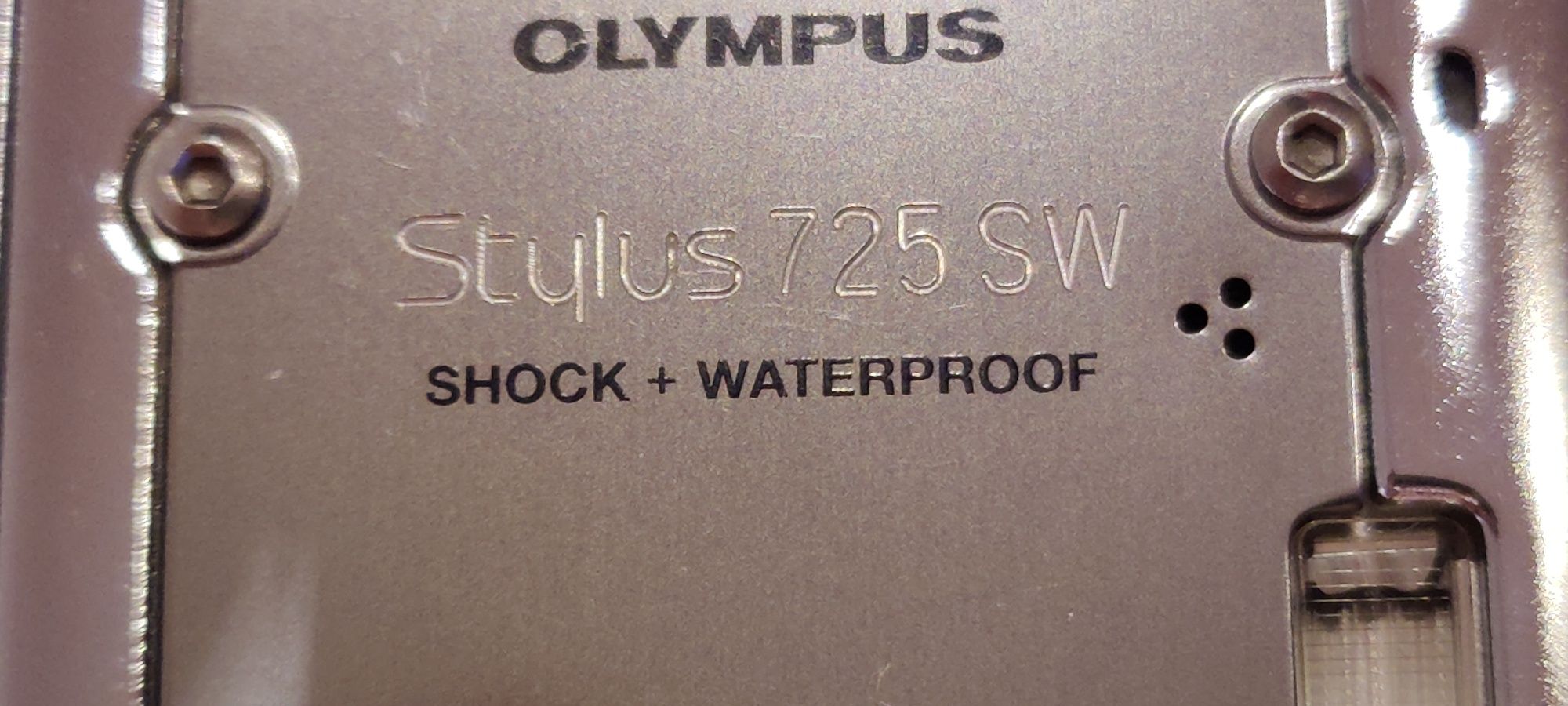 Фотоапарат Olympus Stylus 725SW