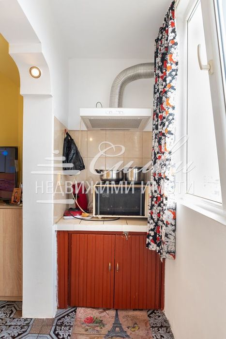 Двустаен ЮЖЕН апартамент - кв. Тракия!