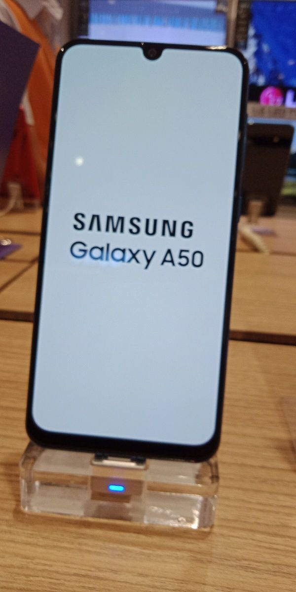 Samsung A50 4/64gb. Karobka dokument