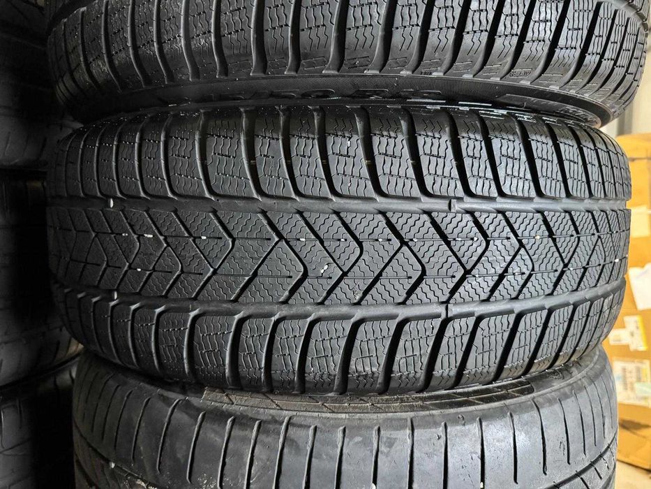 2 Anvelope Iarna 245 50 19 Pirelli Sottozero 3 Runflat 2022 8mm