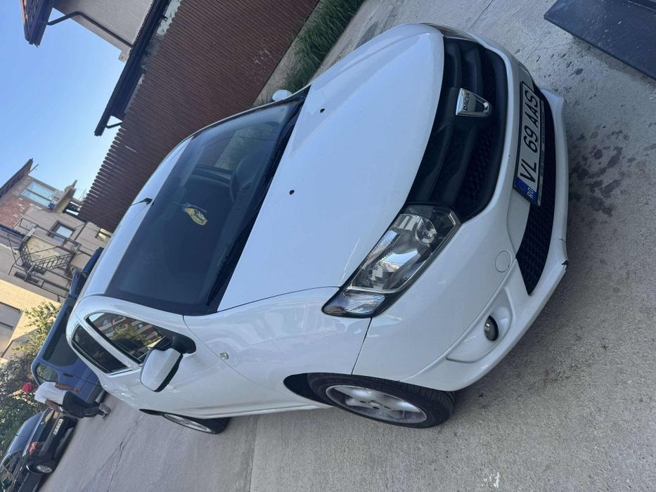 Dacia Sandero 2104