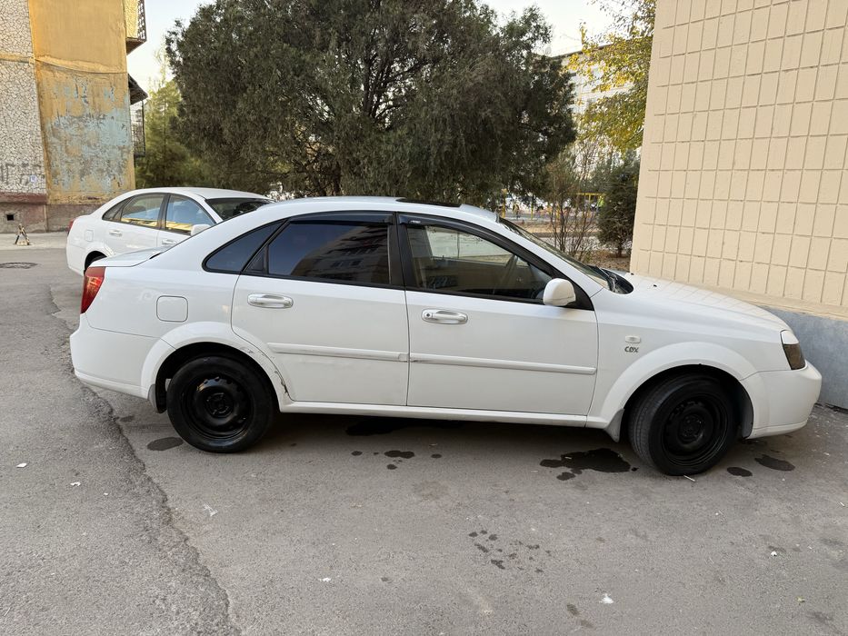 Продам Лачетти 1,8 автомат