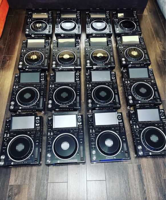 INCHIRIAZA CDJ3000 cu mixer Pioneer sau XONE