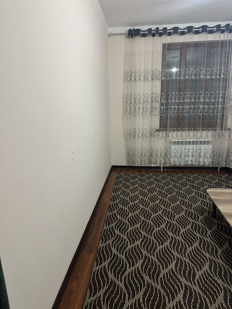 Kvartira sotiladi 2 xonali 64 kv metr
